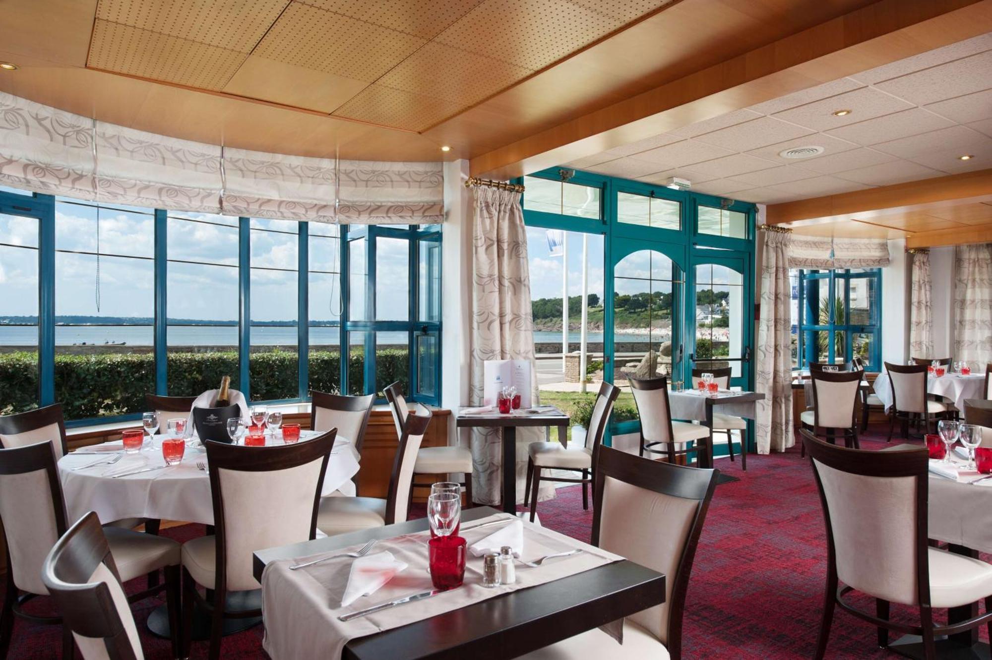 Brit Hotel De L'Ocean Concarneau Exterior photo